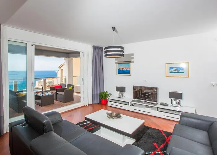 Apartman 73 Stairs *