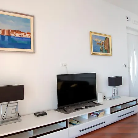 Apartament 73 Stairs *