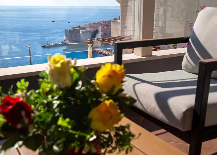 73 Stairs Apartament